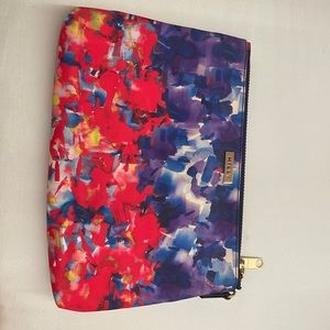 Molly clutch bag